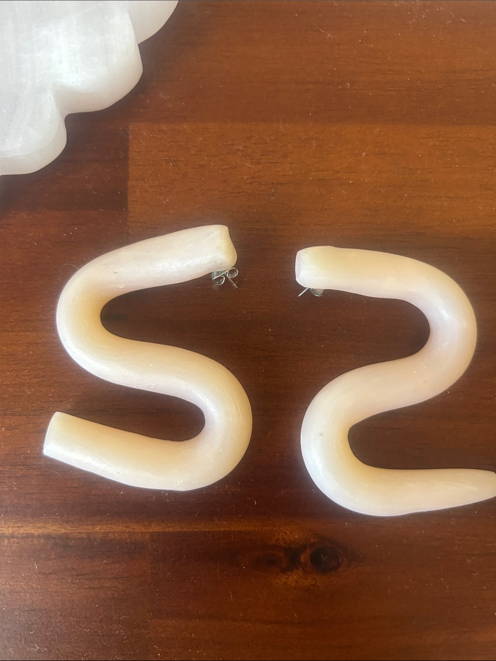 Handcrafted Cream S-Shaped Hoop Earrings
